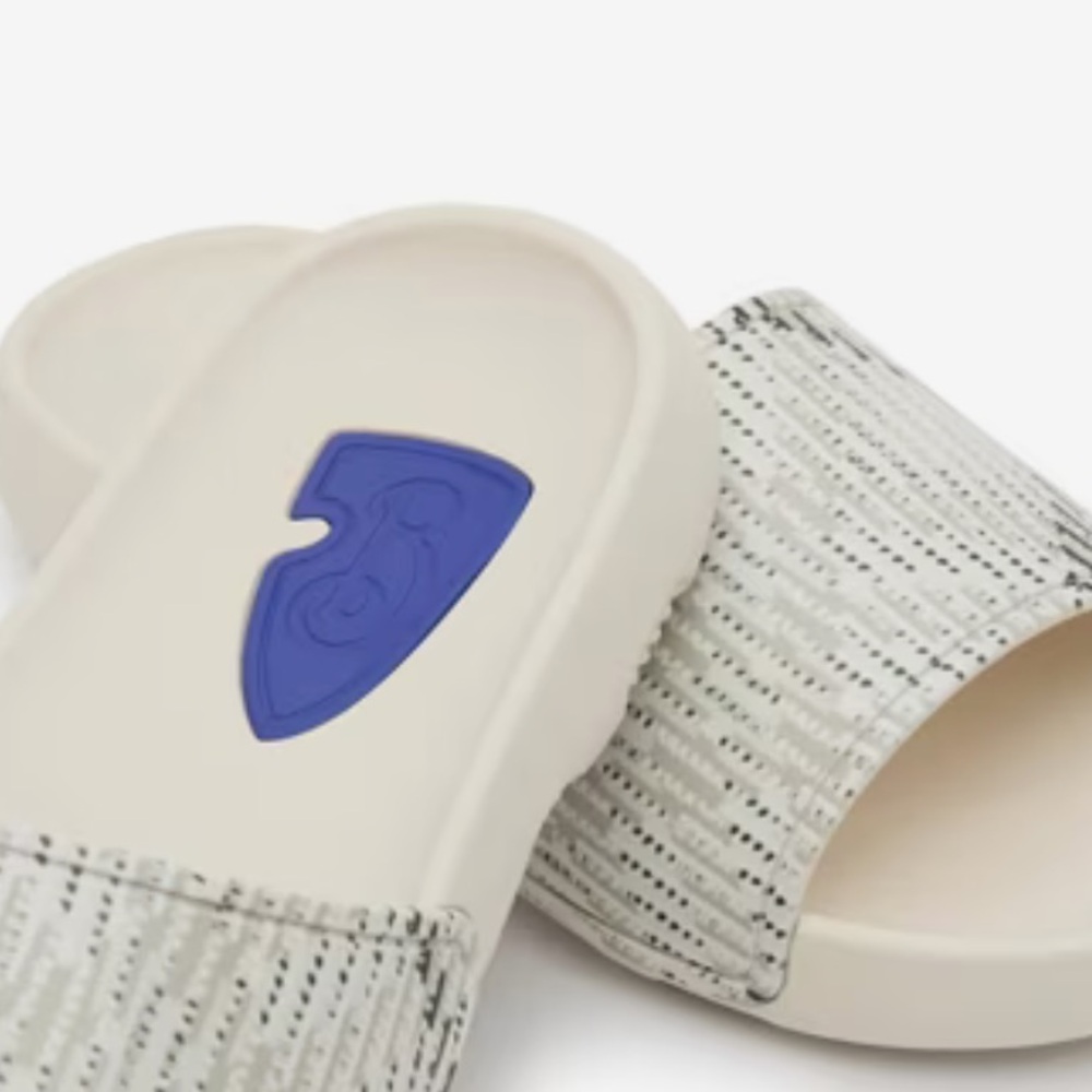 Burberry Cream Check Slide Sandals - Picture 11 of 13
